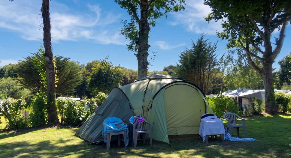 Les emplacements nus du camping 4 &eacute;toiles Le Helles