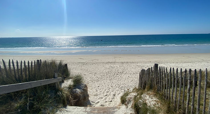 Accès à la plage du camping 4 étoiles le Helles