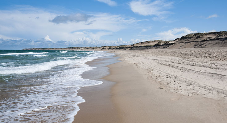 La plage de la côte bretonne dans le Finistère Sud