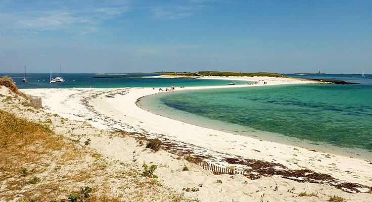 La plage de l'Archipel de Glenan près de Bénodet sur le côte Atlantique